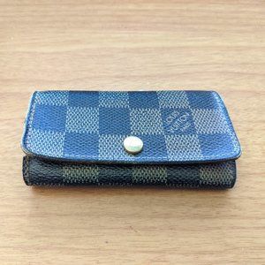 💥PRICE DROP💥 Louis Vuitton Key Holder/Wallet #782***